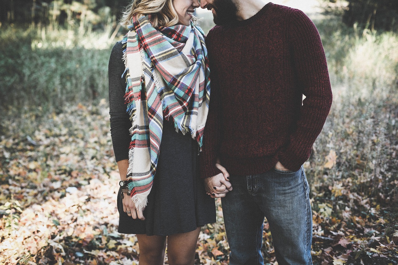 Being Cautious with Online Relationships